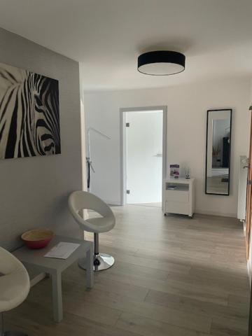 Body Kult Loft - Modernes Appartement Mit 2 Separaten Schlafzimmern Zwickau Exteriér fotografie